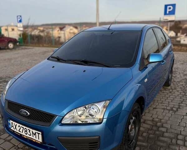 Синій Форд Фокус, об'ємом двигуна 1.6 л та пробігом 207 тис. км за 4500 $, фото 1 на Automoto.ua