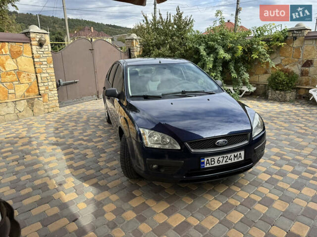 Синій Форд Фокус, об'ємом двигуна 1.6 л та пробігом 290 тис. км за 3950 $, фото 19 на Automoto.ua