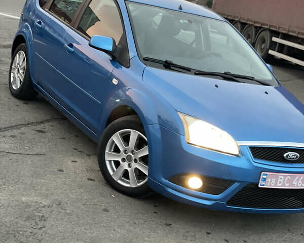 Синій Форд Фокус, об'ємом двигуна 1.6 л та пробігом 237 тис. км за 5300 $, фото 1 на Automoto.ua