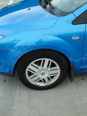 Синий Форд Фокус, объемом двигателя 1.6 л и пробегом 193 тыс. км за 4900 $, фото 8 на Automoto.ua