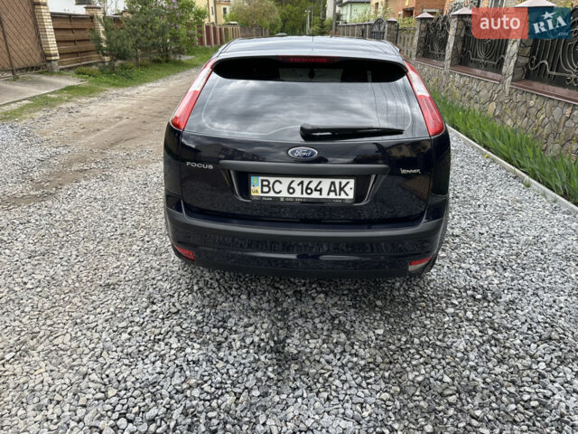 Синій Форд Фокус, об'ємом двигуна 1.4 л та пробігом 286 тис. км за 3999 $, фото 1 на Automoto.ua