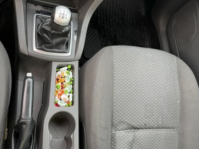 Синій Форд Фокус, об'ємом двигуна 1.6 л та пробігом 244 тис. км за 4000 $, фото 20 на Automoto.ua