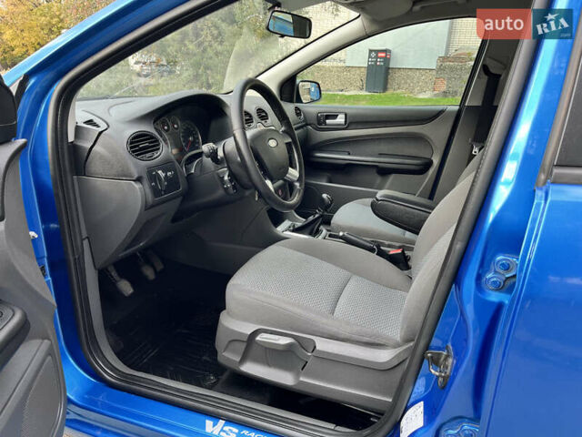 Форд Фокус 2007 в Днепре (Днепропетровске) на Automoto.ua Синий Форд Фокус, объемом двигателя 1.6 л и пробегом 148 тыс. км за 5500 $, фото 13 на Automoto.ua