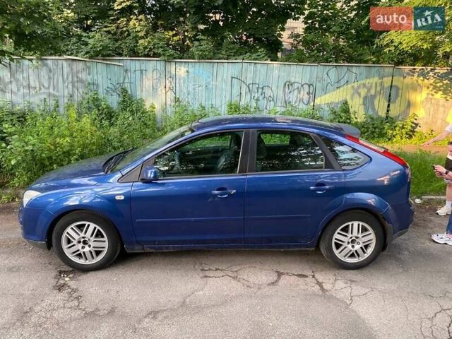 Синий Форд Фокус, объемом двигателя 1.6 л и пробегом 312 тыс. км за 5450 $, фото 1 на Automoto.ua