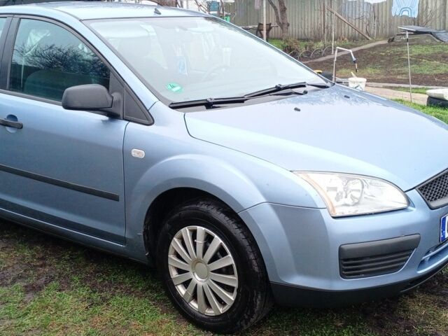 Синій Форд Фокус, об'ємом двигуна 0 л та пробігом 320 тис. км за 2800 $, фото 1 на Automoto.ua