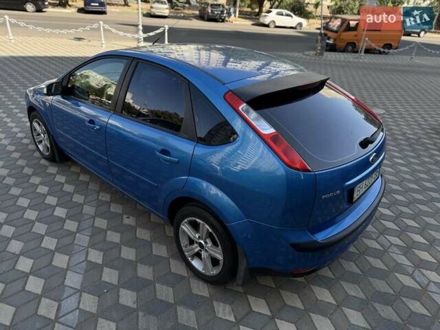 Синий Форд Фокус, объемом двигателя 2 л и пробегом 180 тыс. км за 5100 $, фото 5 на Automoto.ua