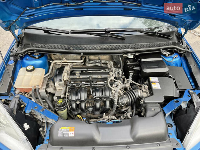 Форд Фокус 2007 в Днепре (Днепропетровске) на Automoto.ua Синий Форд Фокус, объемом двигателя 1.6 л и пробегом 148 тыс. км за 5500 $, фото 21 на Automoto.ua
