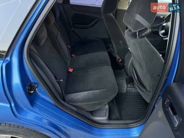 Синий Форд Фокус, объемом двигателя 2 л и пробегом 180 тыс. км за 5100 $, фото 9 на Automoto.ua