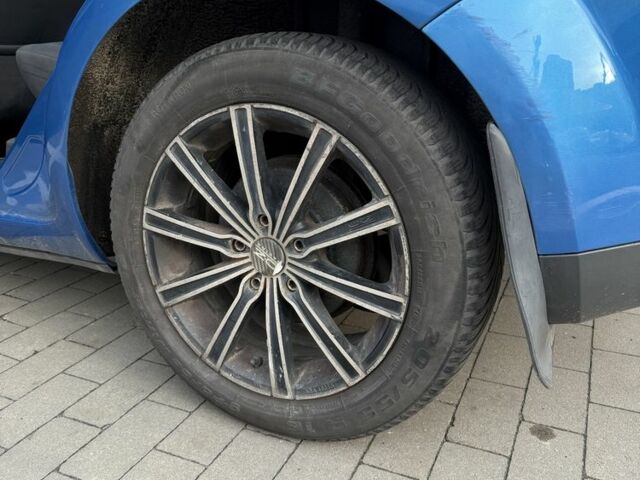 Синій Форд Фокус, об'ємом двигуна 1.6 л та пробігом 244 тис. км за 4000 $, фото 8 на Automoto.ua