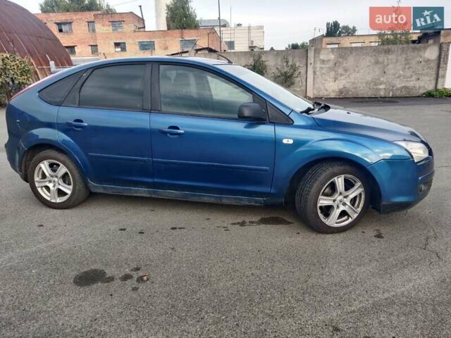Синій Форд Фокус, об'ємом двигуна 1.6 л та пробігом 285 тис. км за 4200 $, фото 12 на Automoto.ua