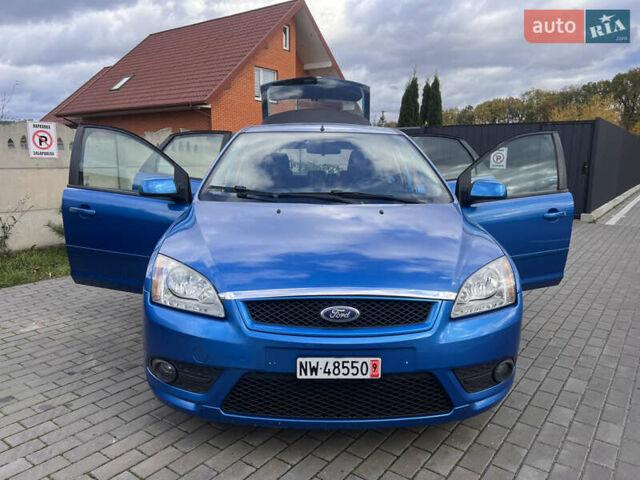Синий Форд Фокус, объемом двигателя 1.6 л и пробегом 236 тыс. км за 4950 $, фото 6 на Automoto.ua