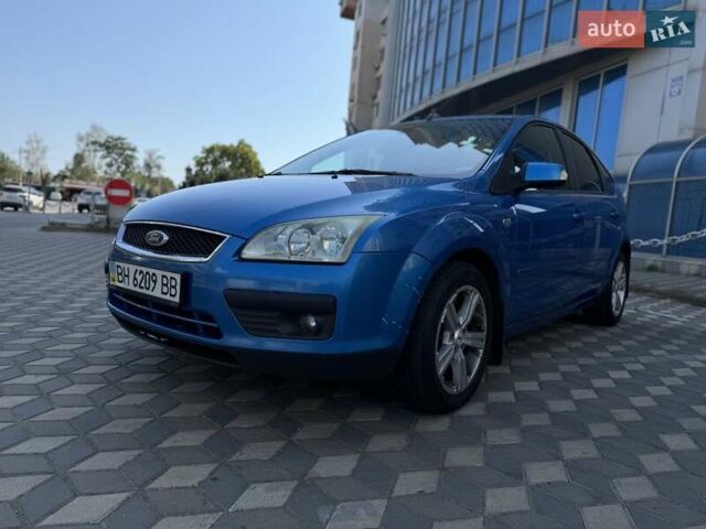 Синий Форд Фокус, объемом двигателя 2 л и пробегом 180 тыс. км за 5100 $, фото 3 на Automoto.ua