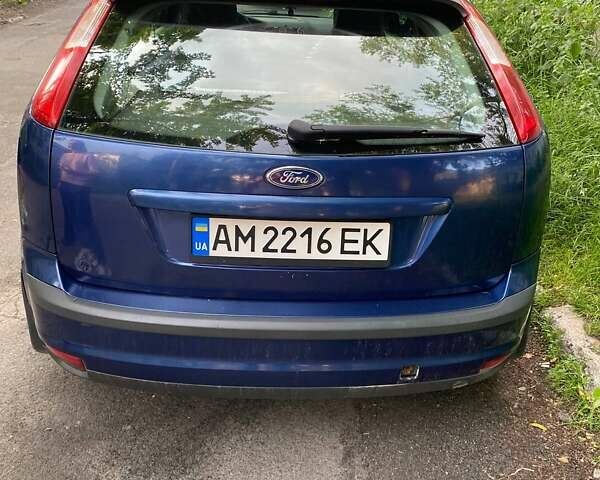 Синий Форд Фокус, объемом двигателя 1.6 л и пробегом 312 тыс. км за 5450 $, фото 2 на Automoto.ua