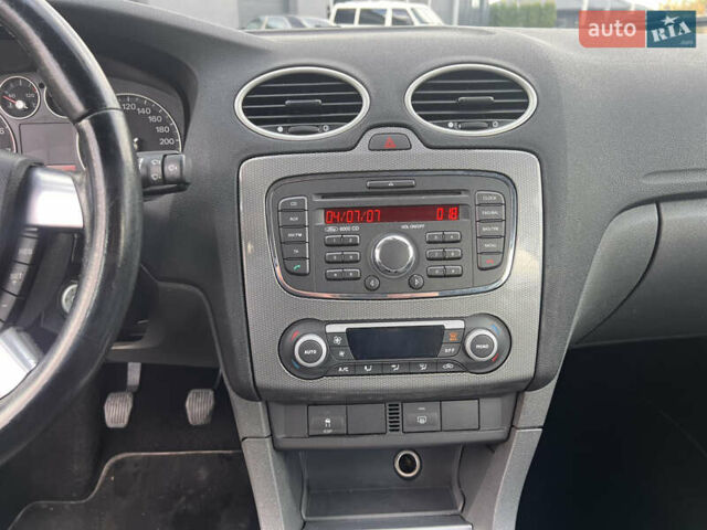 Синий Форд Фокус, объемом двигателя 1.6 л и пробегом 236 тыс. км за 4950 $, фото 20 на Automoto.ua