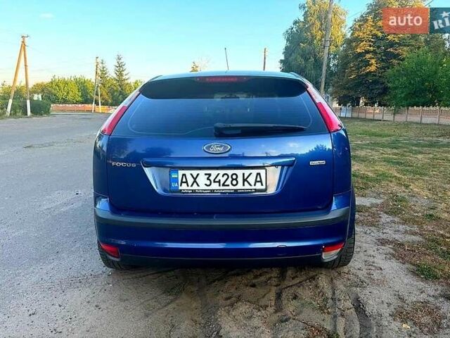 Синій Форд Фокус, об'ємом двигуна 1.8 л та пробігом 238 тис. км за 5999 $, фото 4 на Automoto.ua