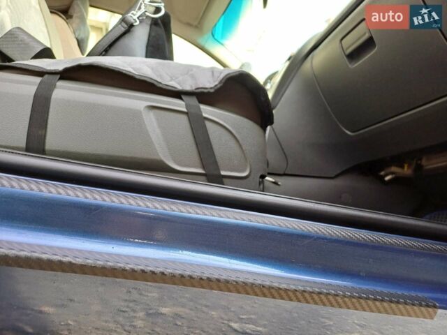 Синій Форд Фокус, об'ємом двигуна 1.6 л та пробігом 249 тис. км за 4500 $, фото 19 на Automoto.ua