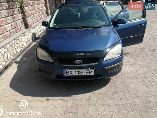 Синій Форд Фокус, об'ємом двигуна 1.4 л та пробігом 277 тис. км за 3700 $, фото 10 на Automoto.ua
