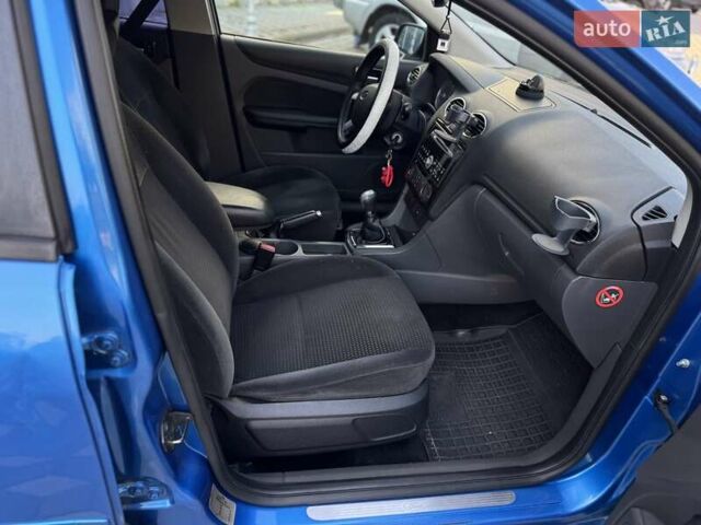 Синий Форд Фокус, объемом двигателя 2 л и пробегом 180 тыс. км за 5100 $, фото 10 на Automoto.ua