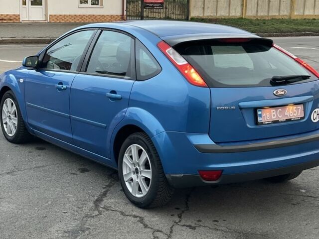 Синій Форд Фокус, об'ємом двигуна 1.6 л та пробігом 237 тис. км за 5300 $, фото 3 на Automoto.ua