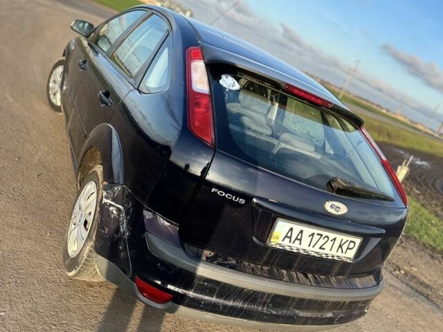 Синий Форд Фокус, объемом двигателя 1.4 л и пробегом 305 тыс. км за 2999 $, фото 2 на Automoto.ua