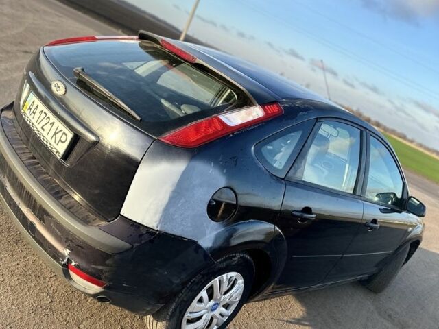 Синий Форд Фокус, объемом двигателя 1.4 л и пробегом 305 тыс. км за 2999 $, фото 3 на Automoto.ua