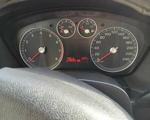 Форд Фокус 2007 в Славуте на Automoto.ua Синий Форд Фокус, объемом двигателя 1.6 л и пробегом 249 тыс. км за 4500 $, фото 16 на Automoto.ua