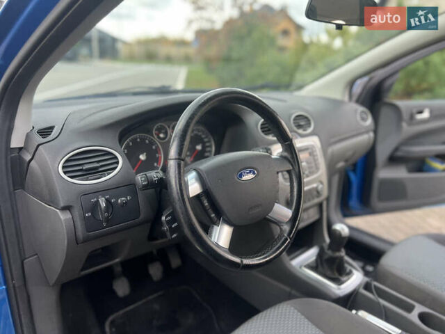 Синий Форд Фокус, объемом двигателя 1.6 л и пробегом 236 тыс. км за 4950 $, фото 15 на Automoto.ua