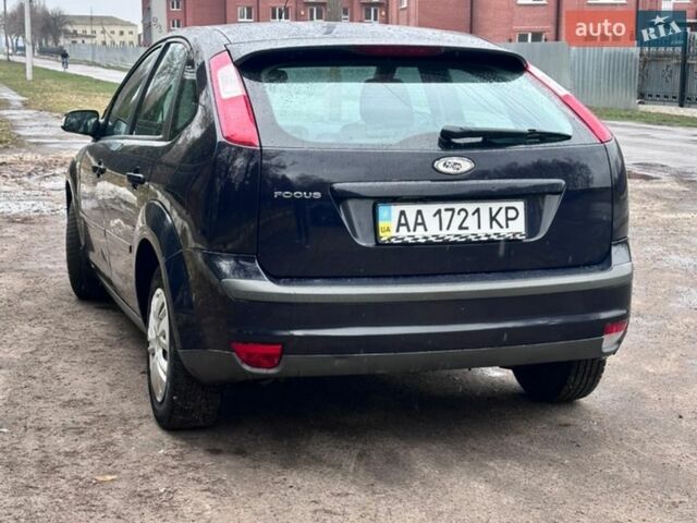 Синий Форд Фокус, объемом двигателя 1.4 л и пробегом 308 тыс. км за 3600 $, фото 3 на Automoto.ua