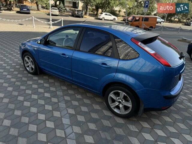 Синий Форд Фокус, объемом двигателя 2 л и пробегом 180 тыс. км за 5100 $, фото 4 на Automoto.ua