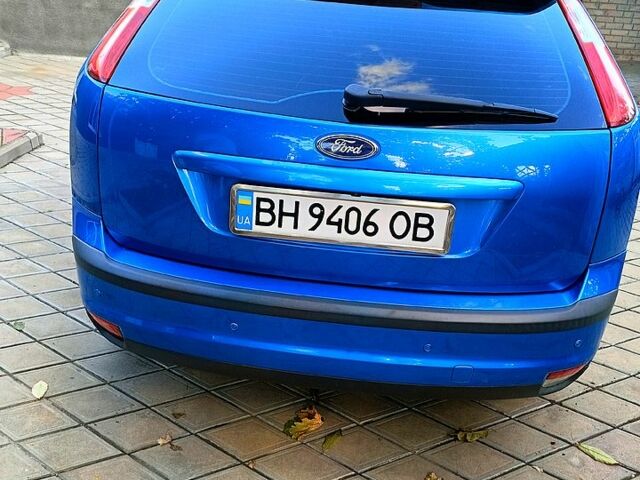 Синий Форд Фокус, объемом двигателя 1.6 л и пробегом 350 тыс. км за 5500 $, фото 8 на Automoto.ua