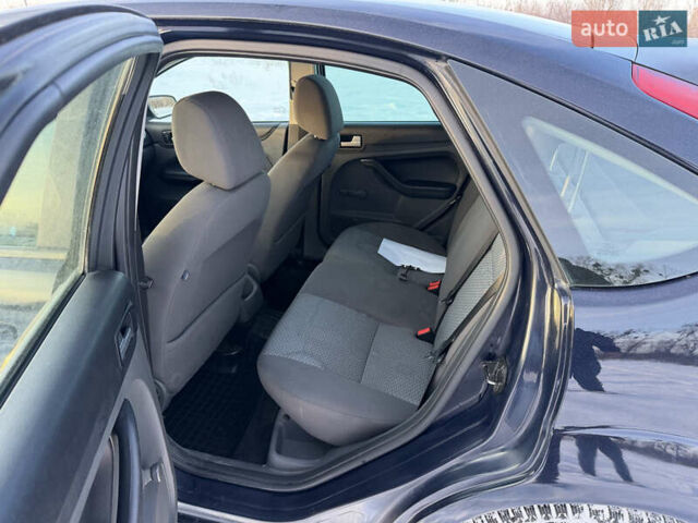 Синий Форд Фокус, объемом двигателя 2 л и пробегом 360 тыс. км за 4200 $, фото 18 на Automoto.ua