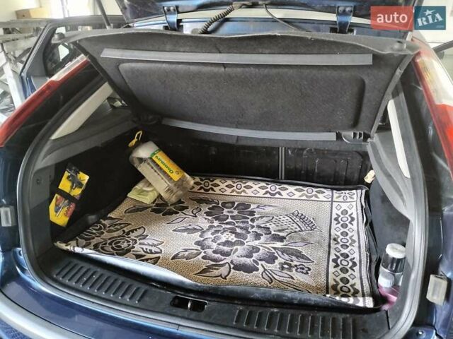 Синий Форд Фокус, объемом двигателя 1.6 л и пробегом 202 тыс. км за 4750 $, фото 15 на Automoto.ua