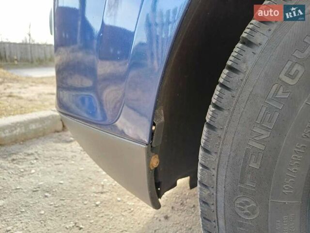 Форд Фокус 2007 в Славуте на Automoto.ua Синий Форд Фокус, объемом двигателя 1.6 л и пробегом 249 тыс. км за 4500 $, фото 21 на Automoto.ua