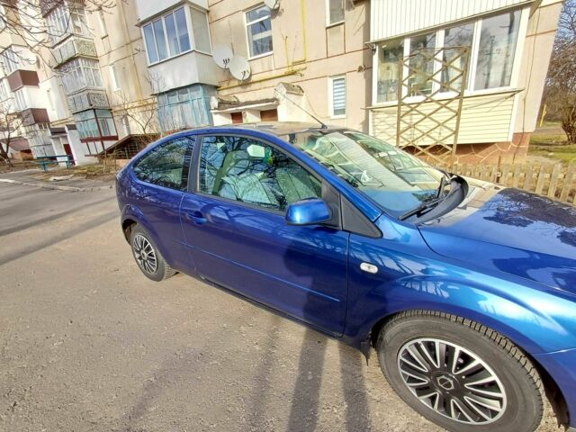 Форд Фокус 2007 в Славуте на Automoto.ua Синий Форд Фокус, объемом двигателя 1.6 л и пробегом 249 тыс. км за 4500 $, фото 5 на Automoto.ua
