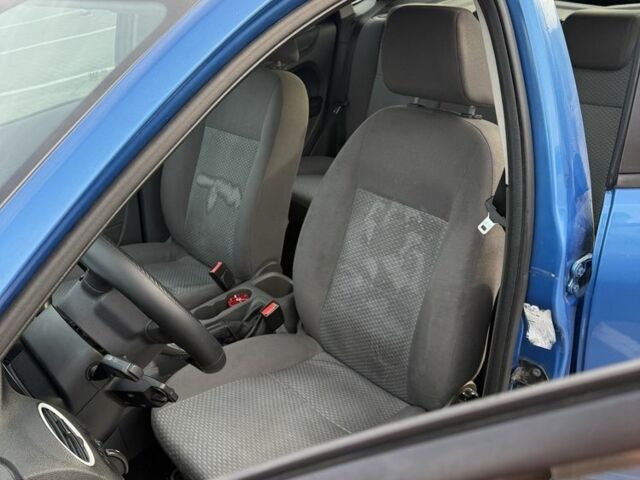 Синій Форд Фокус, об'ємом двигуна 1.6 л та пробігом 244 тис. км за 4000 $, фото 14 на Automoto.ua