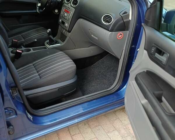 Форд Фокус 2008 у Калуше на Automoto.ua Синій Форд Фокус, об'ємом двигуна 1.6 л та пробігом 235 тис. км за 5400 $, фото 8 на Automoto.ua