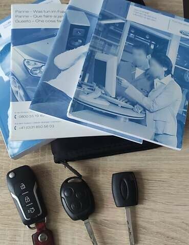 Синий Форд Фокус, объемом двигателя 1.6 л и пробегом 240 тыс. км за 5100 $, фото 20 на Automoto.ua