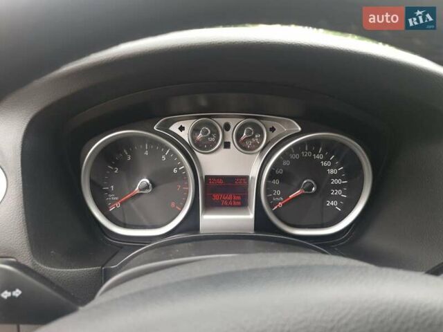 Синій Форд Фокус, об'ємом двигуна 1.6 л та пробігом 307 тис. км за 4700 $, фото 37 на Automoto.ua