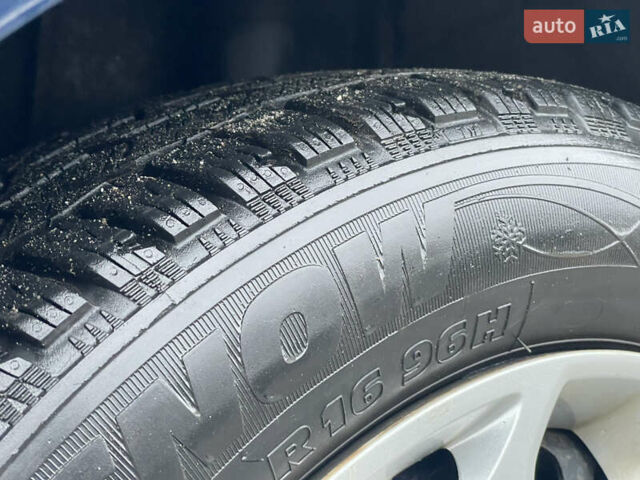 Синій Форд Фокус, об'ємом двигуна 2 л та пробігом 240 тис. км за 5350 $, фото 14 на Automoto.ua