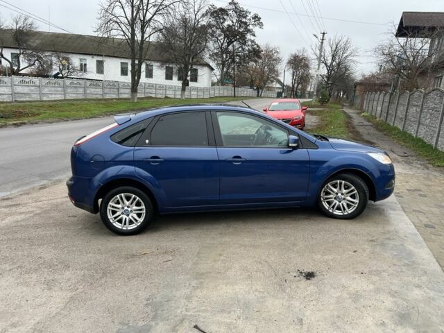 Синий Форд Фокус, объемом двигателя 1.8 л и пробегом 165 тыс. км за 4450 $, фото 15 на Automoto.ua