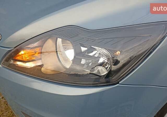 Синий Форд Фокус, объемом двигателя 1.6 л и пробегом 221 тыс. км за 4800 $, фото 6 на Automoto.ua