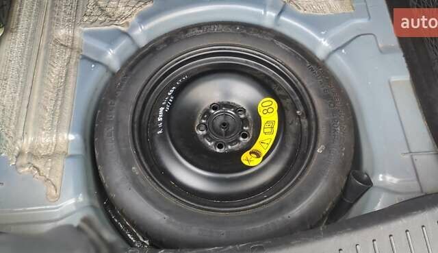 Синий Форд Фокус, объемом двигателя 1.6 л и пробегом 240 тыс. км за 5100 $, фото 10 на Automoto.ua