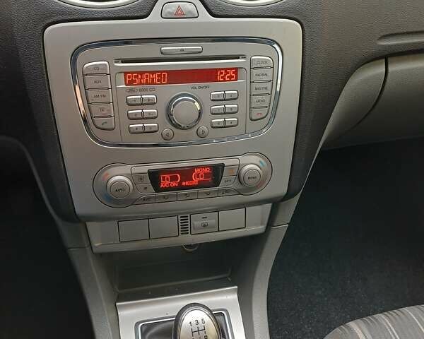 Форд Фокус 2008 у Калуше на Automoto.ua Синій Форд Фокус, об'ємом двигуна 1.6 л та пробігом 235 тис. км за 5400 $, фото 11 на Automoto.ua