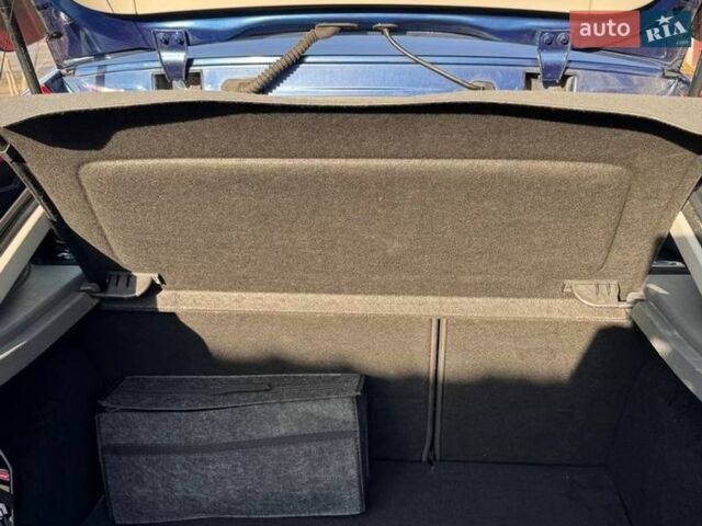 Синий Форд Фокус, объемом двигателя 1.6 л и пробегом 205 тыс. км за 4999 $, фото 7 на Automoto.ua