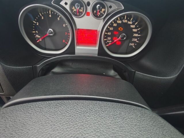 Синий Форд Фокус, объемом двигателя 2 л и пробегом 195 тыс. км за 5200 $, фото 8 на Automoto.ua