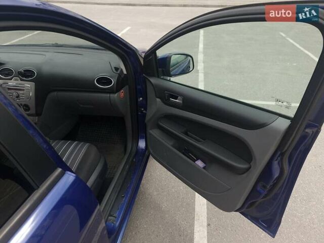 Синій Форд Фокус, об'ємом двигуна 1.6 л та пробігом 307 тис. км за 4700 $, фото 43 на Automoto.ua