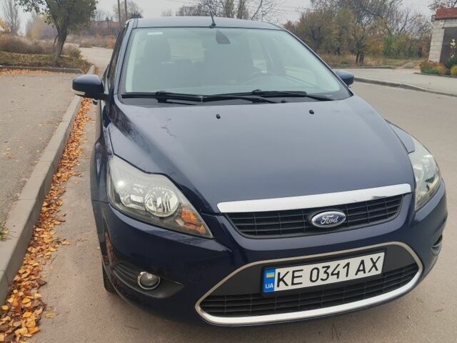 Синий Форд Фокус, объемом двигателя 2 л и пробегом 195 тыс. км за 5200 $, фото 1 на Automoto.ua