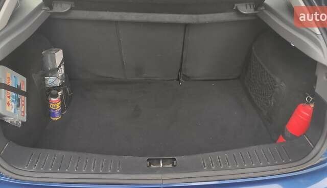 Синий Форд Фокус, объемом двигателя 1.6 л и пробегом 240 тыс. км за 5100 $, фото 9 на Automoto.ua