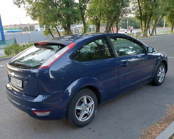 Синий Форд Фокус, объемом двигателя 1.6 л и пробегом 352 тыс. км за 4400 $, фото 6 на Automoto.ua