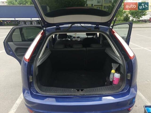Синій Форд Фокус, об'ємом двигуна 1.6 л та пробігом 307 тис. км за 4700 $, фото 42 на Automoto.ua